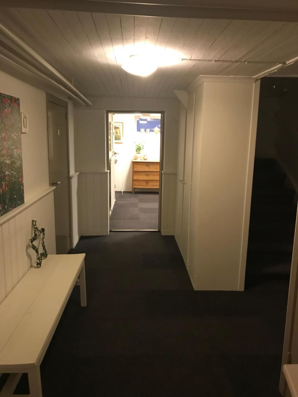 Room With Pentry, Separate Entrance, No Cardpayment 格兰纳 外观 照片